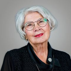 Лобова Наталья